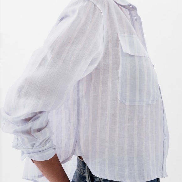 NWT Gap 100% Linen Cropped Shirt in Light Blue and White Stripe - Size Small - Picture 4 of 11